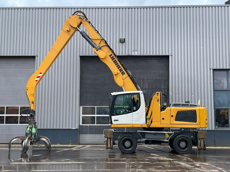 Liebherr LH30 M - Material Handler - Manipulador de materiales: foto 1 Liebherr LH30 M - Material Handler - Manipulador de materiales: foto 1