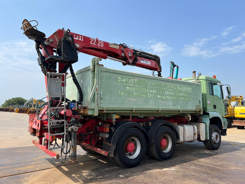 MAN TGA 26.480 tipper + HMF crane - Camión volquete, Camión grúa: foto 5 MAN TGA 26.480 tipper + HMF crane - Camión volquete, Camión grúa: foto 5