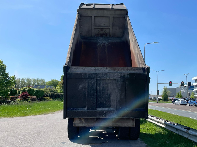 MERCEDESBENZ Actros 4150 V8 - Camión volquete: foto 3 MERCEDESBENZ Actros 4150 V8 - Camión volquete: foto 3