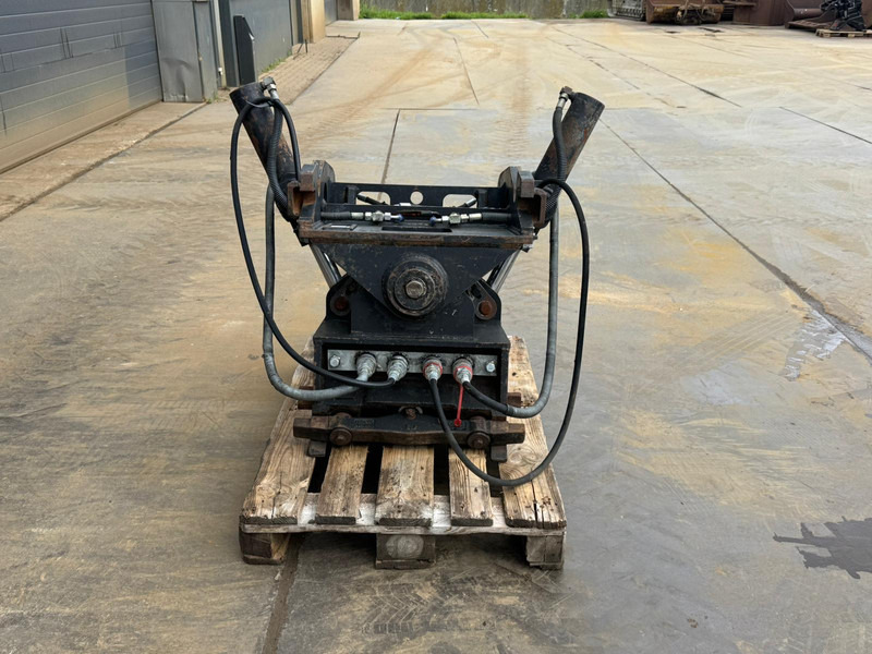 Verachtert CWT-40-H4N tilting quick coupler CW40 214-1033 - Acoplamiento rápido: foto 4 Verachtert CWT-40-H4N tilting quick coupler CW40 214-1033 - Acoplamiento rápido: foto 4