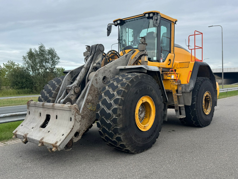 Volvo L220H - Cargadora de ruedas: foto 2 Volvo L220H - Cargadora de ruedas: foto 2