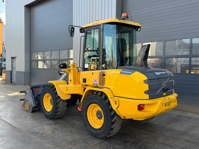 Volvo L30G - Cargadora de ruedas: foto 3 Volvo L30G - Cargadora de ruedas: foto 3