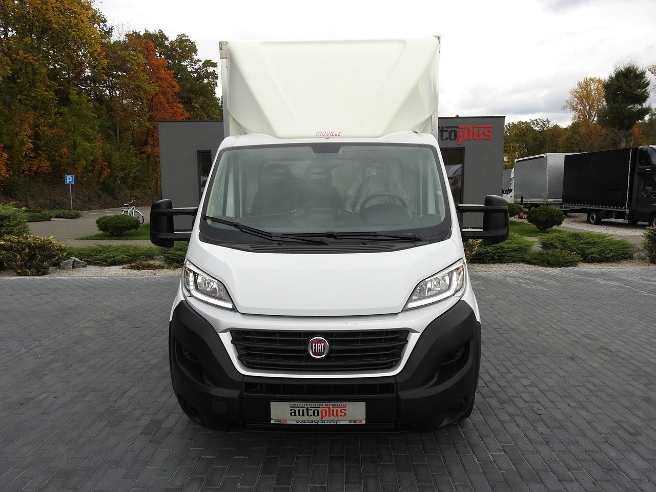 FIAT DUCATO BOX LIFT 8 PALLETS CRUISE CONTROL NAVIGATION AIR CONDITIONING LED LIGHTS  130HP - Furgoneta frigorifica: foto 5 FIAT DUCATO BOX LIFT 8 PALLETS CRUISE CONTROL NAVIGATION AIR CONDITIONING LED LIGHTS  130HP - Furgoneta frigorifica: foto 5