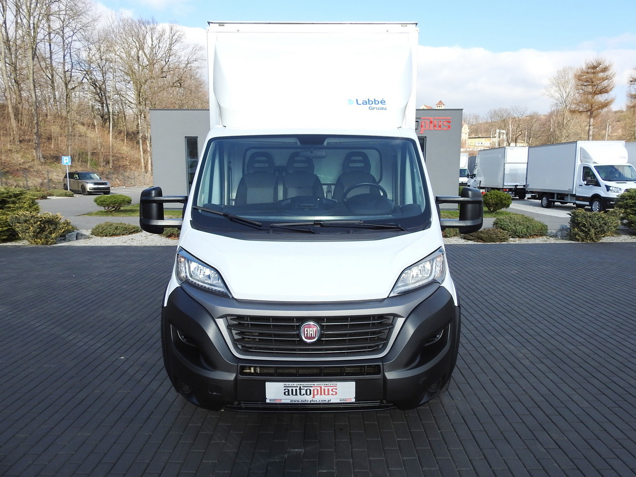 FIAT DUCATO BOX LIFT 8 PALLETS CRUISE CONTROL NAVIGATION LED LIGHTS AIR CONDITIONING 130HP - Furgoneta caja cerrada: foto 5 FIAT DUCATO BOX LIFT 8 PALLETS CRUISE CONTROL NAVIGATION LED LIGHTS AIR CONDITIONING 130HP - Furgoneta caja cerrada: foto 5