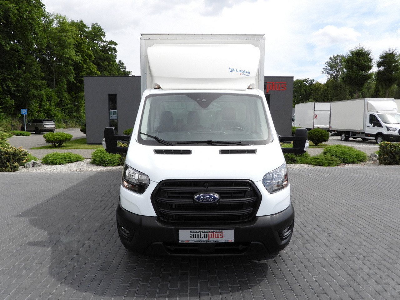FORD TRANSIT BOX 8 PALLETS CRUISE CONTROL AIR CONDITIONING  130HP - Furgoneta frigorifica: foto 5 FORD TRANSIT BOX 8 PALLETS CRUISE CONTROL AIR CONDITIONING  130HP - Furgoneta frigorifica: foto 5