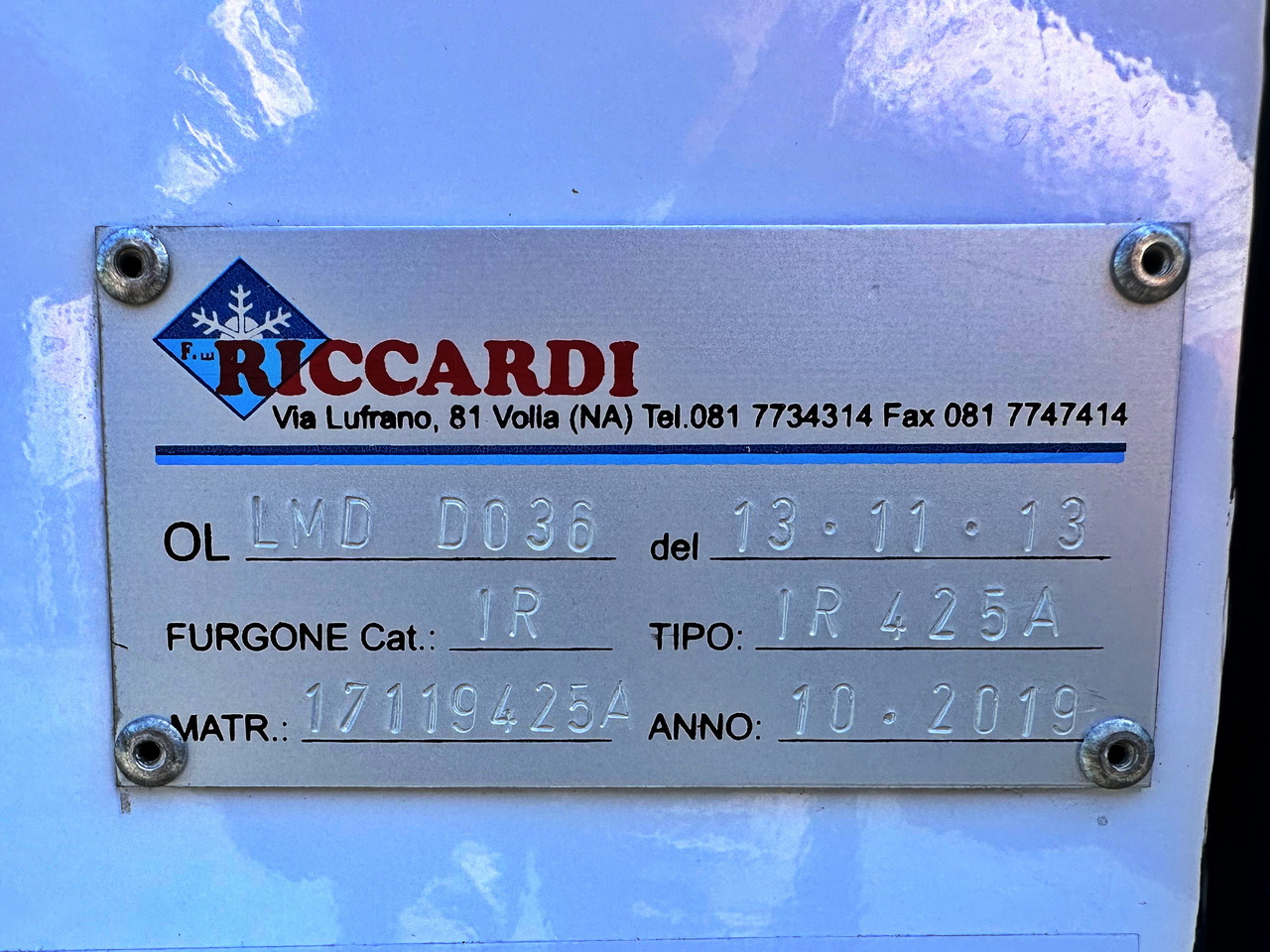 Furgoneta frigorifica FORD TRANSIT REGRIGERATOR BOX 0*C POWER SUPPLY 230V CRUISE CONTROL AIR CONDITIONING TWIN WHEELS  170HP: foto 21