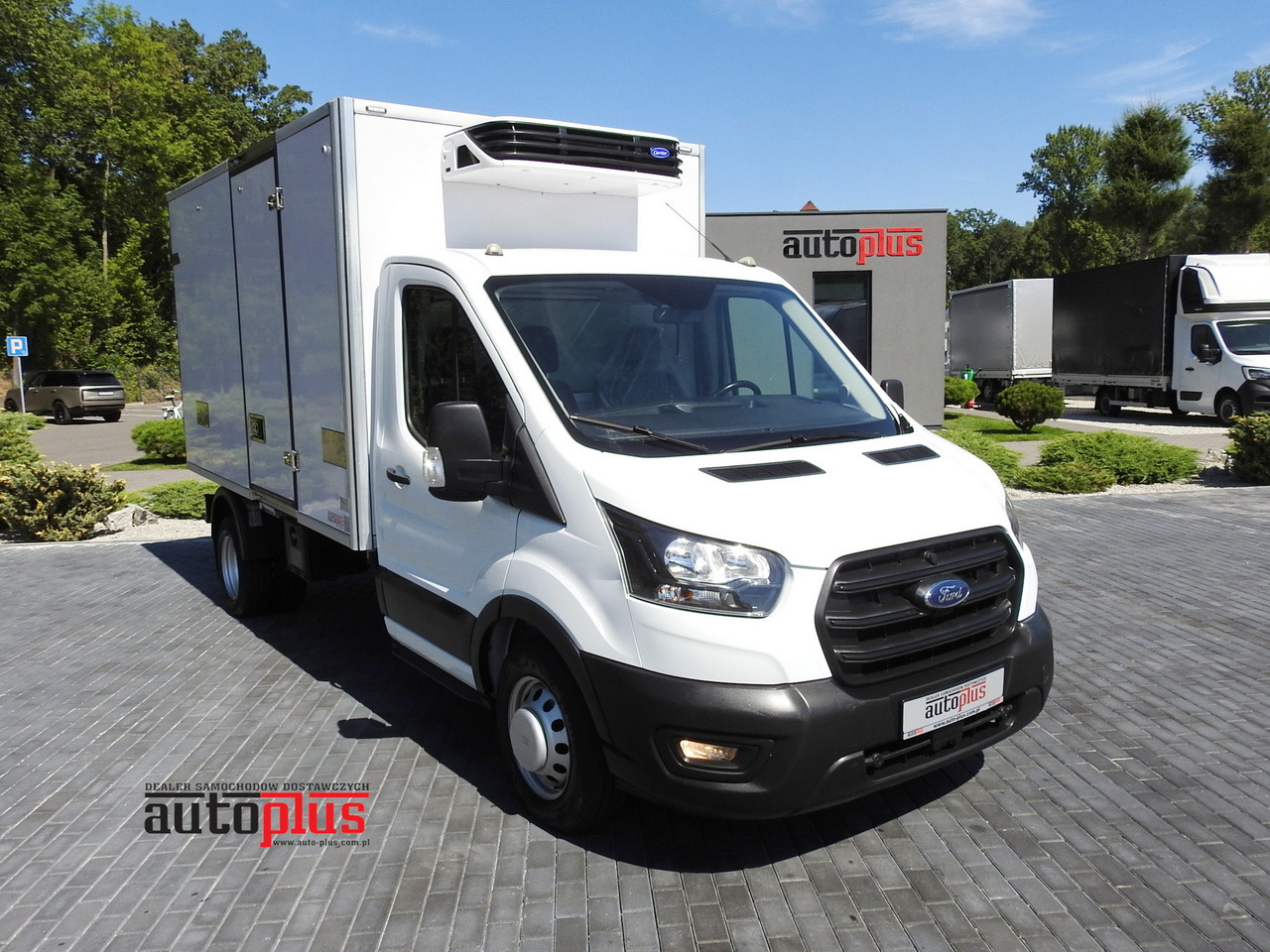 FORD TRANSIT REGRIGERATOR BOX 0*C POWER SUPPLY 230V CRUISE CONTROL AIR CONDITIONING TWIN WHEELS 170HP - Furgoneta frigorifica: foto 1 FORD TRANSIT REGRIGERATOR BOX 0*C POWER SUPPLY 230V CRUISE CONTROL AIR CONDITIONING TWIN WHEELS 170HP - Furgoneta frigorifica: foto 1