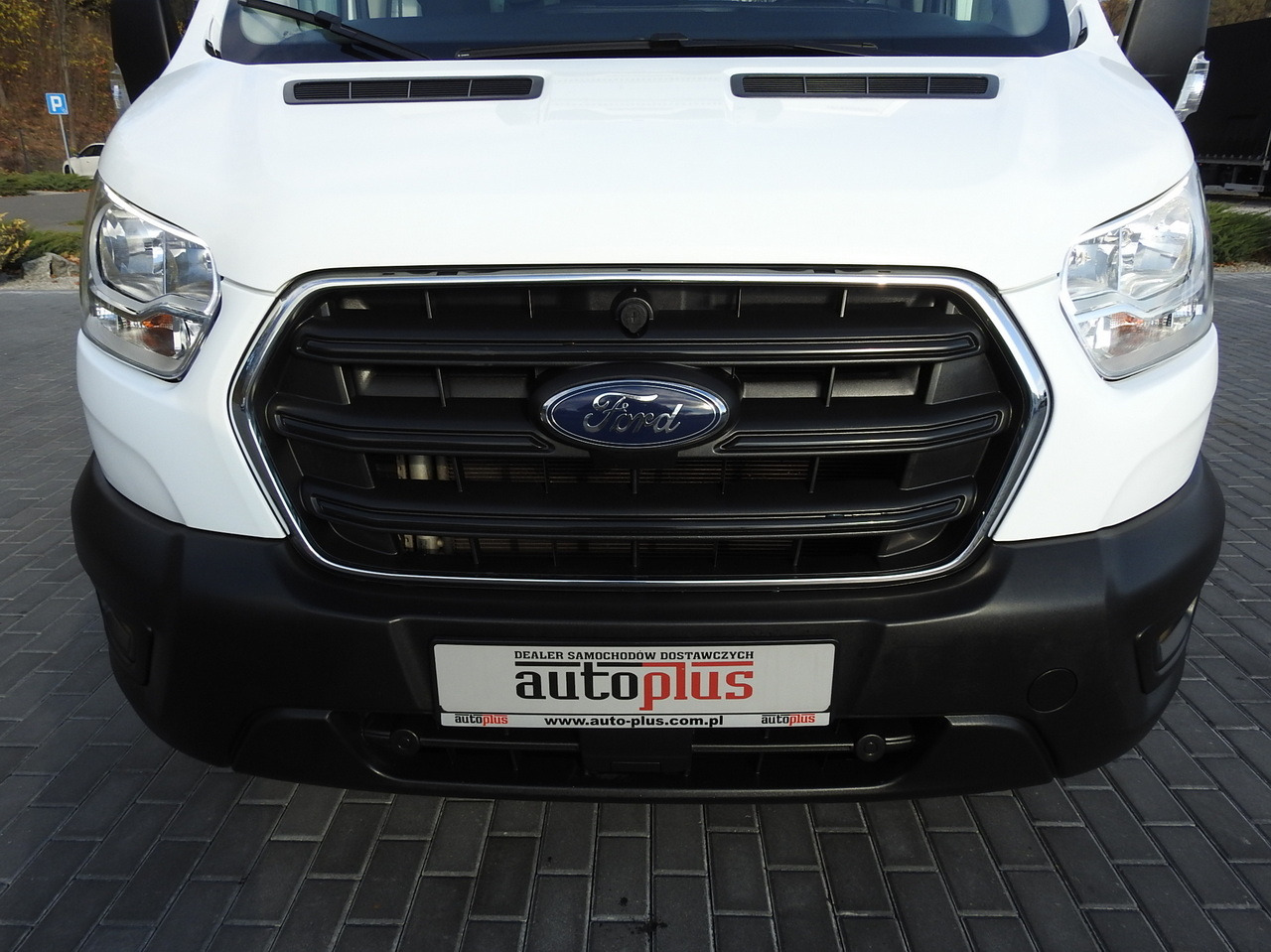 Furgoneta frigorifica FORD TRANSIT REGRIGERATOR BOX -10*C POWER SUPPLY 230V CRUISE CONTROL AIR CONDITIONING LED LIGHTS PNEUMATICS TWIN WHEELS  130HP: foto 15