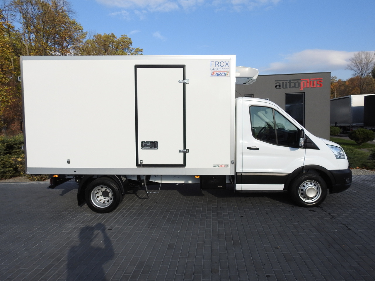 Furgoneta frigorifica FORD TRANSIT REGRIGERATOR BOX -10*C POWER SUPPLY 230V CRUISE CONTROL AIR CONDITIONING LED LIGHTS PNEUMATICS TWIN WHEELS  130HP: foto 7