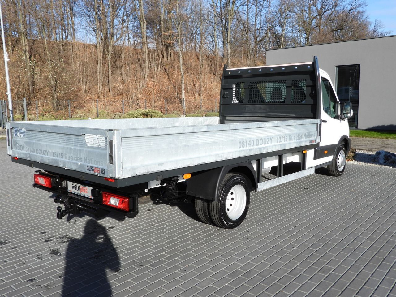 Furgoneta caja abierta FORD TRANSIT STAKE BODY 8 PALLETS TWIN WHEELS AIR CONDITIONING  155HP: foto 13