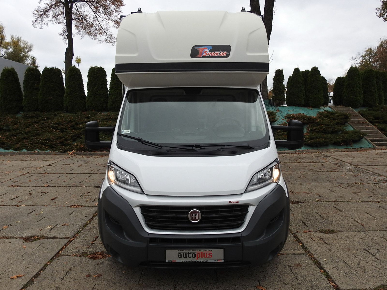 Fiat DUCATO PRITSCHE PLANE AUFZUG 8 PALETTEN WEBASTO - Furgoneta con lona: foto 5 Fiat DUCATO PRITSCHE PLANE AUFZUG 8 PALETTEN WEBASTO - Furgoneta con lona: foto 5