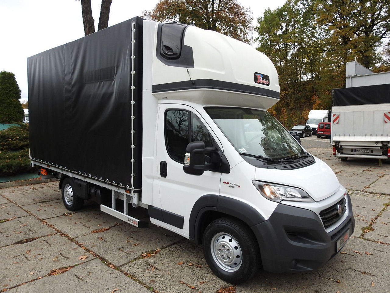 Fiat DUCATO PRITSCHE PLANE AUFZUG 8 PALETTEN WEBASTO - Furgoneta con lona: foto 4 Fiat DUCATO PRITSCHE PLANE AUFZUG 8 PALETTEN WEBASTO - Furgoneta con lona: foto 4