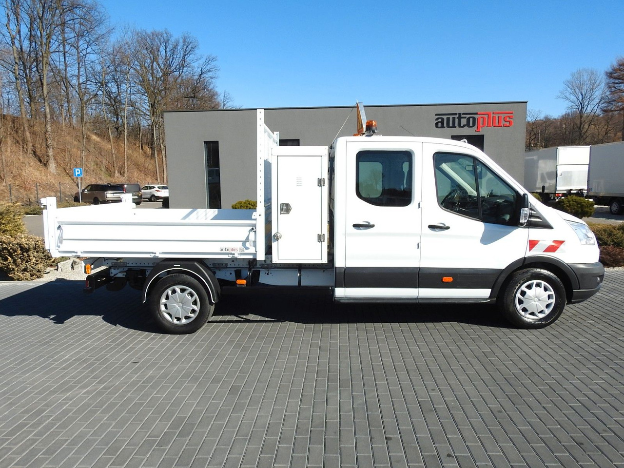 Leasing de  Ford TRANSIT  KIPPER DOPPELKABINE DOKA 6 SITZE Ford TRANSIT  KIPPER DOPPELKABINE DOKA 6 SITZE: foto 7