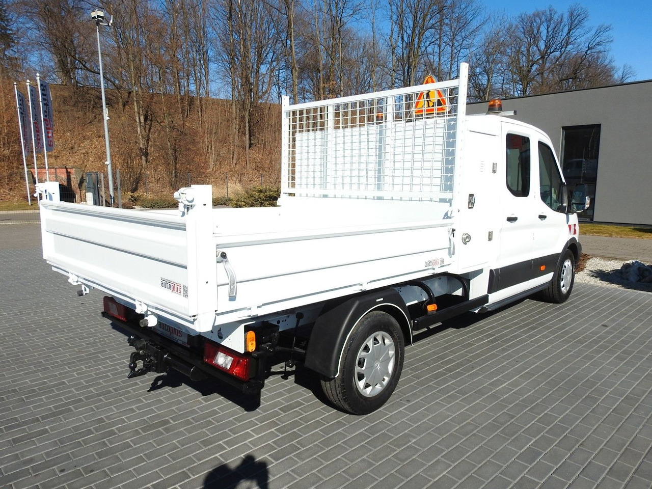Leasing de  Ford TRANSIT  KIPPER DOPPELKABINE DOKA 6 SITZE Ford TRANSIT  KIPPER DOPPELKABINE DOKA 6 SITZE: foto 13