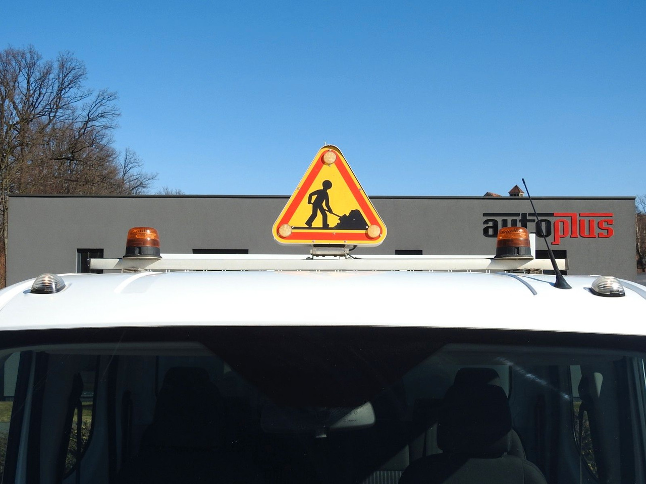 Leasing de  Ford TRANSIT  KIPPER DOPPELKABINE DOKA 6 SITZE Ford TRANSIT  KIPPER DOPPELKABINE DOKA 6 SITZE: foto 14