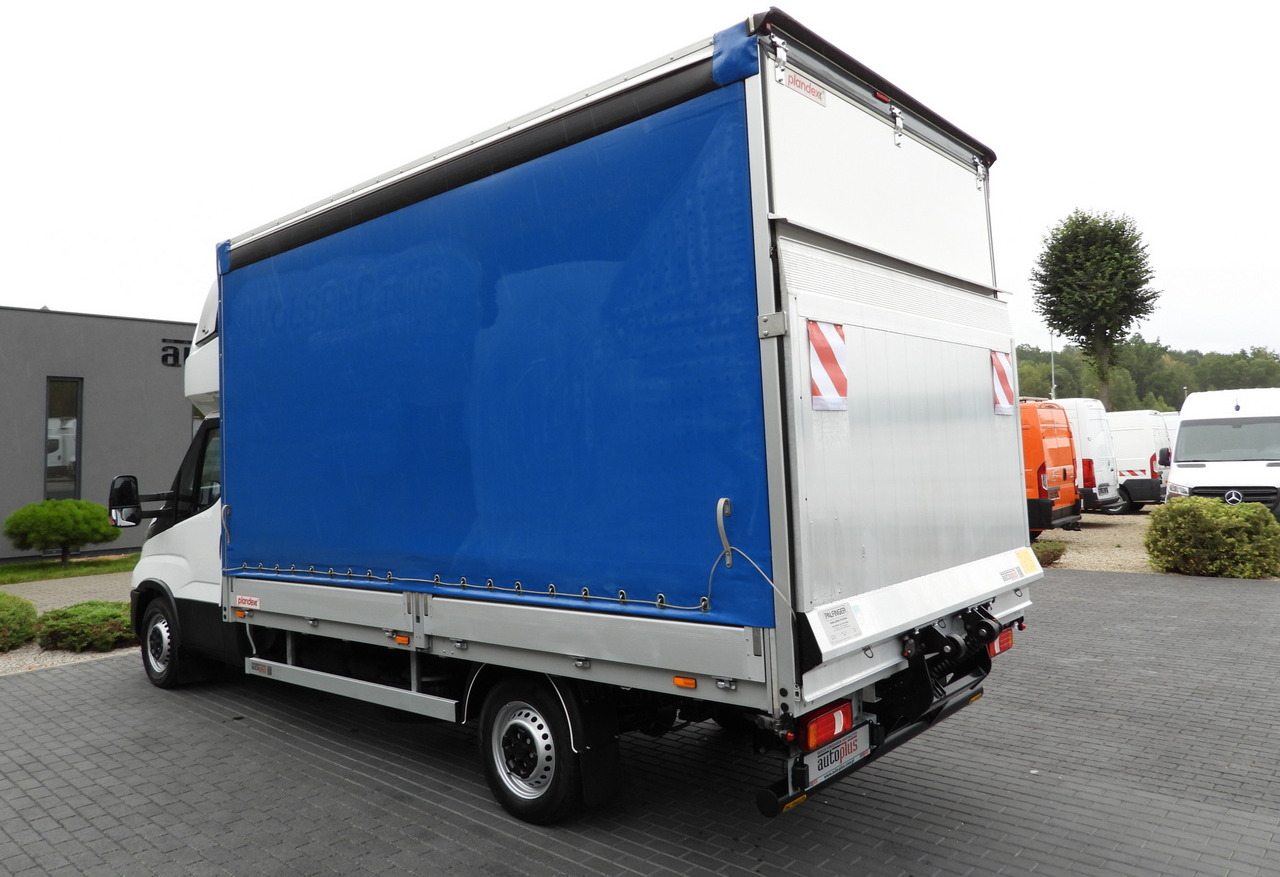Furgoneta con lona IVECO DAILY 35S18 TARPAULIN LIFT 8 PALLETS WEBASTO CRUISE CONTROL LED LIGHTS AIR CONDITIONING 180HP: foto 10 Furgoneta con lona IVECO DAILY 35S18 TARPAULIN LIFT 8 PALLETS WEBASTO CRUISE CONTROL LED LIGHTS AIR CONDITIONING 180HP: foto 10