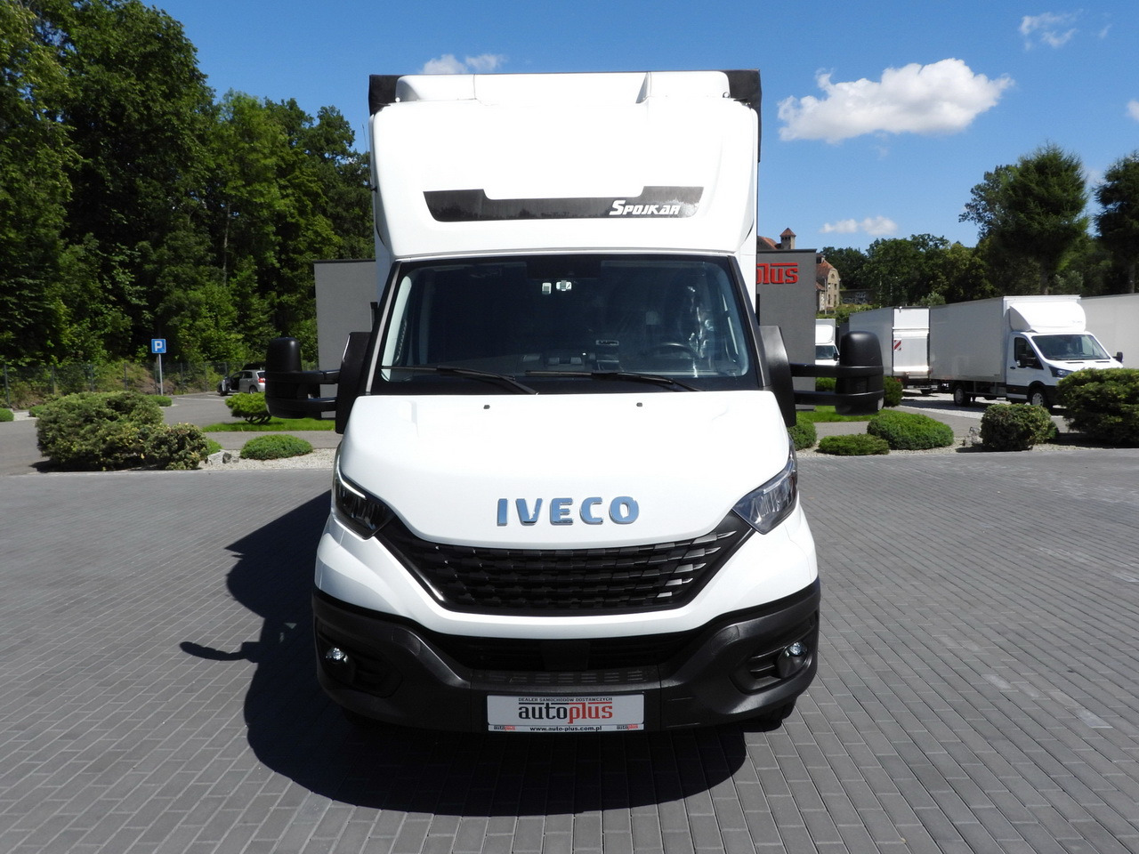 IVECO DAILY 70C18 TARPAULIN LIFT 14 PALLETS WEBASTO CRUISE CONTROL LED LIGHTS TWIN WHEELS AIR CONDITIONING 180HP - Furgoneta con lona: foto 5 IVECO DAILY 70C18 TARPAULIN LIFT 14 PALLETS WEBASTO CRUISE CONTROL LED LIGHTS TWIN WHEELS AIR CONDITIONING 180HP - Furgoneta con lona: foto 5