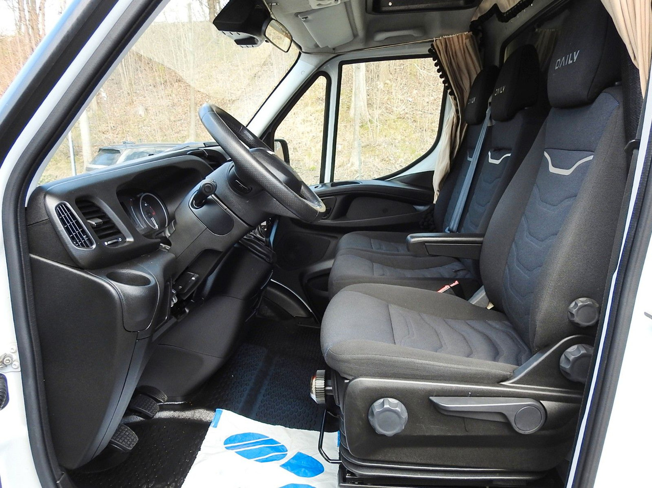 Furgoneta con lona Iveco DAILY  35S18 PRITSCHE PLANE 10 PALETTEN WEBASTO: foto 21