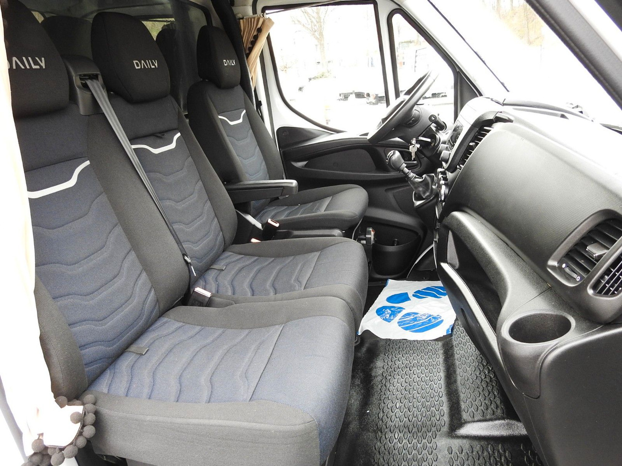 Furgoneta con lona Iveco DAILY  35S18 PRITSCHE PLANE 10 PALETTEN WEBASTO: foto 28
