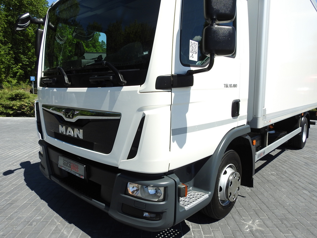 Camión frigorífico MAN TGL 10.180 REGRIGERATOR BOX -20*C 11 PALLETS POWER SUPPLY 230V AIR CONDITIONING PNEUMATICS TWIN WHEELS  180HP: foto 20