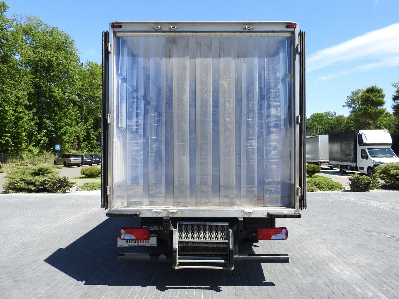 Camión frigorífico MAN TGL 10.180 REGRIGERATOR BOX -20*C 11 PALLETS POWER SUPPLY 230V AIR CONDITIONING PNEUMATICS TWIN WHEELS  180HP: foto 12