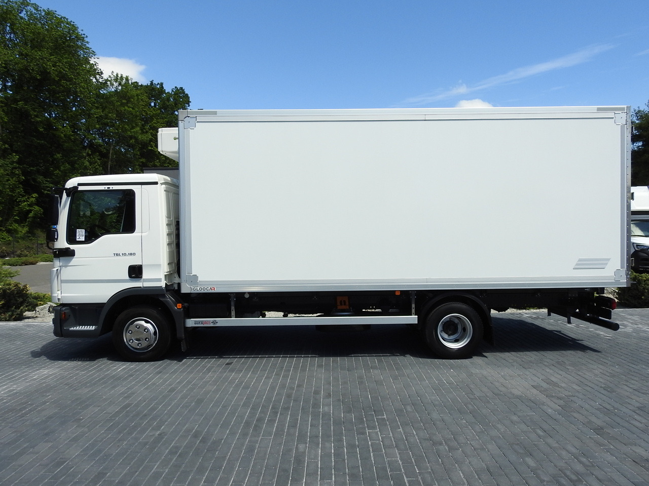Camión frigorífico MAN TGL 10.180 REGRIGERATOR BOX -20*C 11 PALLETS POWER SUPPLY 230V AIR CONDITIONING PNEUMATICS TWIN WHEELS  180HP: foto 8