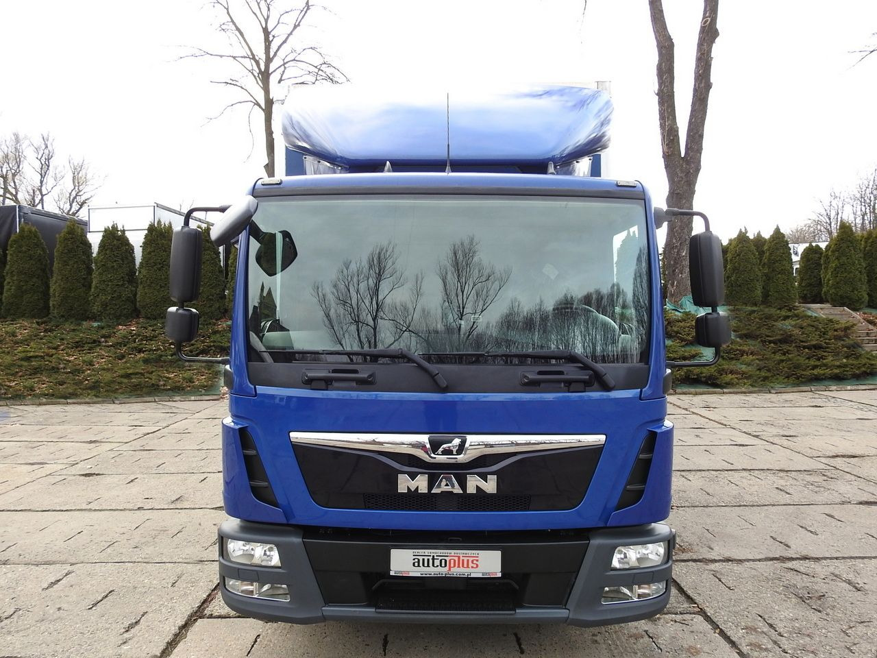 MAN TGL 12.220 BOX LIFT 18 PALLETS CRUISE CONTROLAIR CONDITIONING PNEUMATICS AUTOMATIC TWIN WHEELS 220HP - Furgoneta caja cerrada: foto 5 MAN TGL 12.220 BOX LIFT 18 PALLETS CRUISE CONTROLAIR CONDITIONING PNEUMATICS AUTOMATIC TWIN WHEELS 220HP - Furgoneta caja cerrada: foto 5