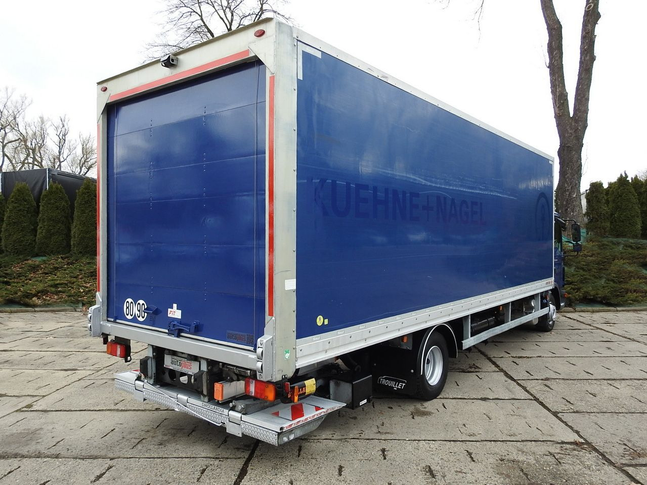 MAN TGL 12.220 BOX LIFT 18 PALLETS CRUISE CONTROLAIR CONDITIONING PNEUMATICS AUTOMATIC TWIN WHEELS  220HP - Furgoneta caja cerrada: foto 3 MAN TGL 12.220 BOX LIFT 18 PALLETS CRUISE CONTROLAIR CONDITIONING PNEUMATICS AUTOMATIC TWIN WHEELS  220HP - Furgoneta caja cerrada: foto 3
