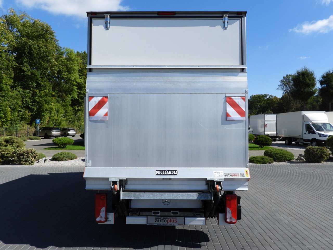 Furgoneta caja cerrada MERCEDES SPRINTER 315 BOX LIFT 8 PALLETS AIR CONDITIONING  150HP: foto 10