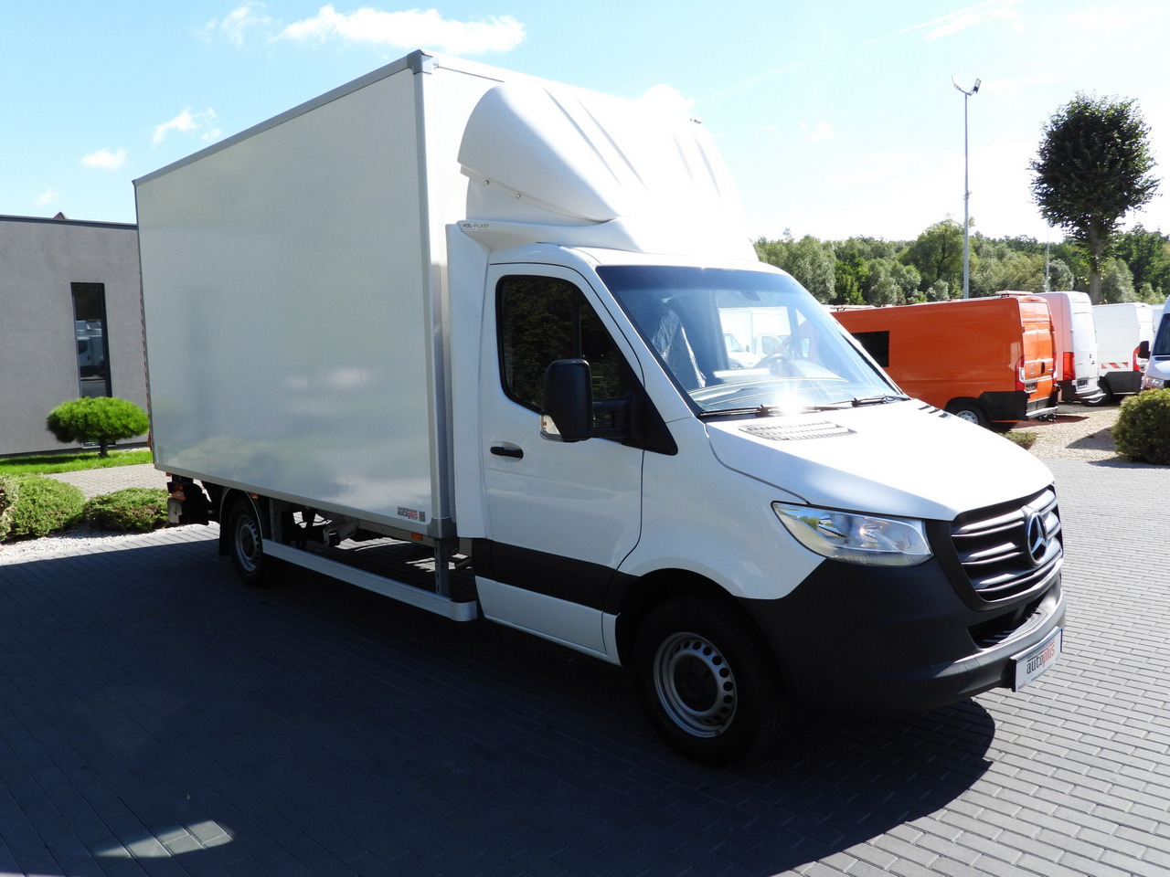 MERCEDES SPRINTER 315 BOX LIFT 8 PALLETS AIR CONDITIONING 150HP - Furgoneta caja cerrada: foto 4 MERCEDES SPRINTER 315 BOX LIFT 8 PALLETS AIR CONDITIONING 150HP - Furgoneta caja cerrada: foto 4