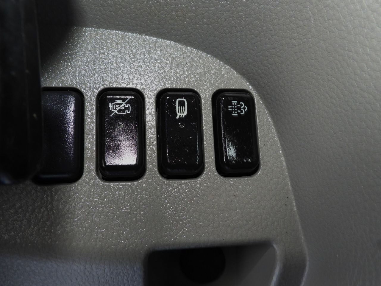 Furgoneta basculante MITSUBISHI CANTER FUSO 3C15 THREE-WAY TIPPER 3 SEATS LED LIGHTS TWIN WHEELS 150HP: foto 47 Furgoneta basculante MITSUBISHI CANTER FUSO 3C15 THREE-WAY TIPPER 3 SEATS LED LIGHTS TWIN WHEELS 150HP: foto 47