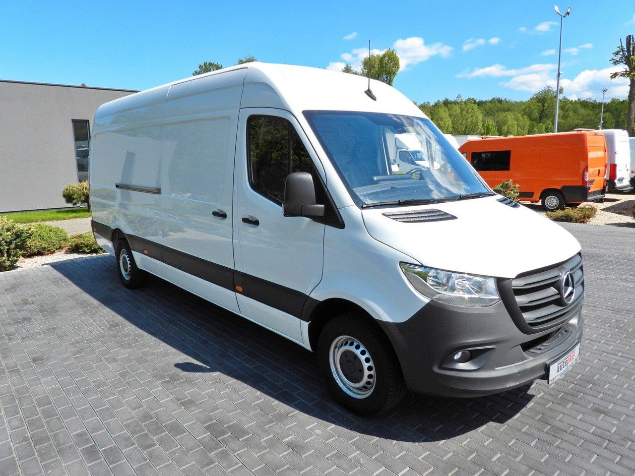 Mercedes-Benz SPRINTER 316 KASTENWAGEN KLIMAANLAGE 165PS Mercedes-Benz SPRINTER 316 KASTENWAGEN KLIMAANLAGE 165PS - Furgón: foto 4 Mercedes-Benz SPRINTER 316 KASTENWAGEN KLIMAANLAGE 165PS Mercedes-Benz SPRINTER 316 KASTENWAGEN KLIMAANLAGE 165PS - Furgón: foto 4