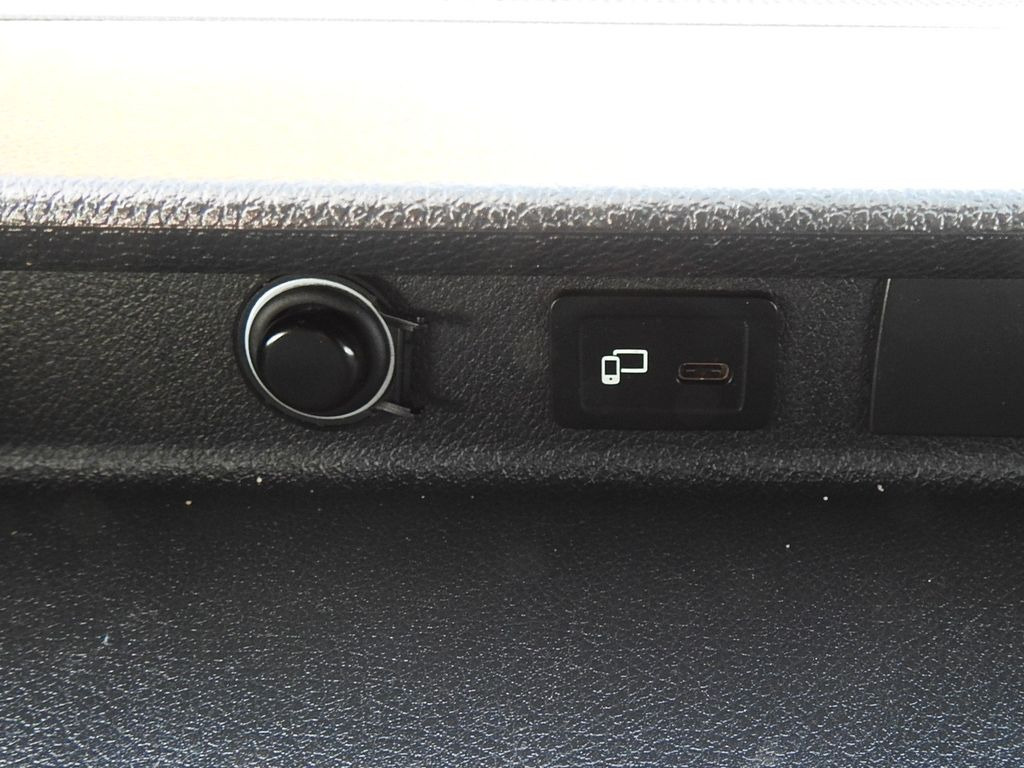 Leasing de Mercedes-Benz SPRINTER 516 PRITSCHE DOPPELKABINE DOKA 6 SITZE  Mercedes-Benz SPRINTER 516 PRITSCHE DOPPELKABINE DOKA 6 SITZE: foto 24