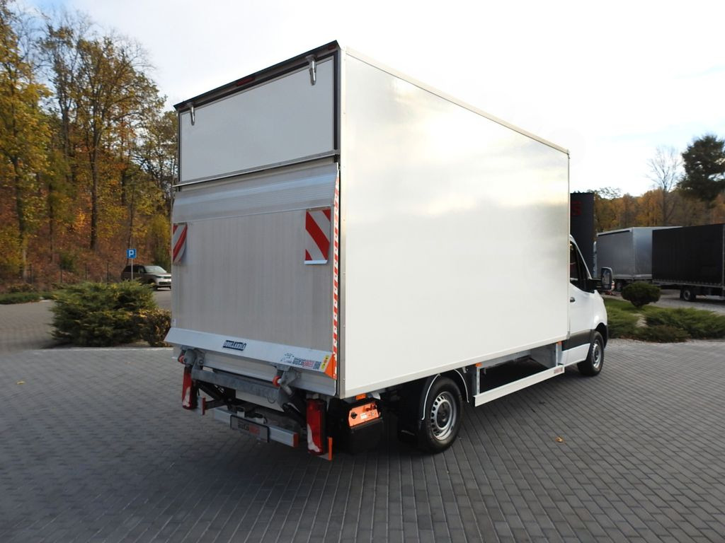 Mercedes-Benz SPRINTER KOFFER AUFZUG 8 PALETTEN KLIMAANLAGE - Furgoneta caja cerrada: foto 3 Mercedes-Benz SPRINTER KOFFER AUFZUG 8 PALETTEN KLIMAANLAGE - Furgoneta caja cerrada: foto 3