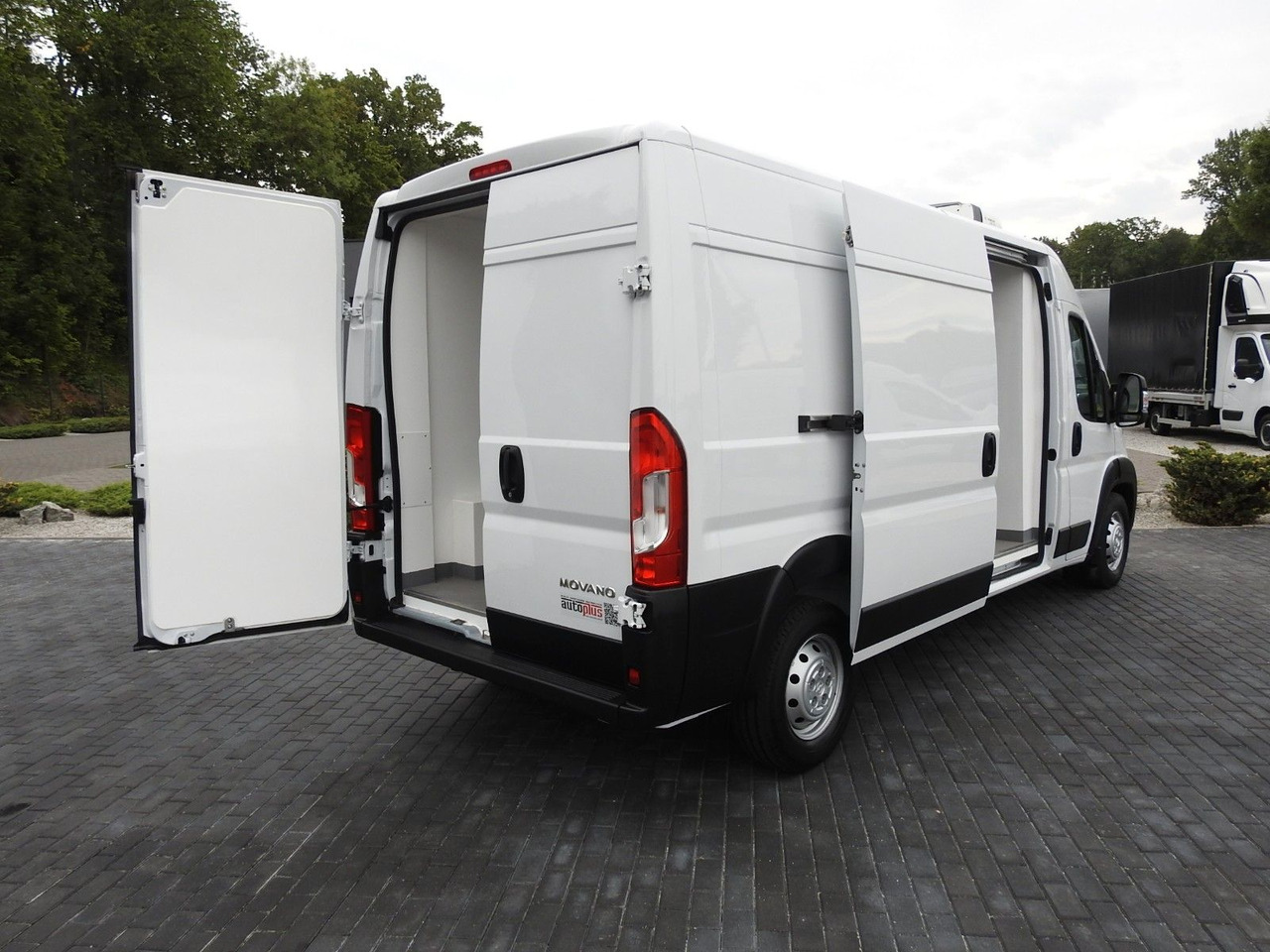Opel MOVANO KÜHLKASTENWAGEN 0*C HEIZFUNKTION Opel MOVANO KÜHLKASTENWAGEN 0*C HEIZFUNKTION - Furgoneta frigorifica: foto 3 Opel MOVANO KÜHLKASTENWAGEN 0*C HEIZFUNKTION Opel MOVANO KÜHLKASTENWAGEN 0*C HEIZFUNKTION - Furgoneta frigorifica: foto 3