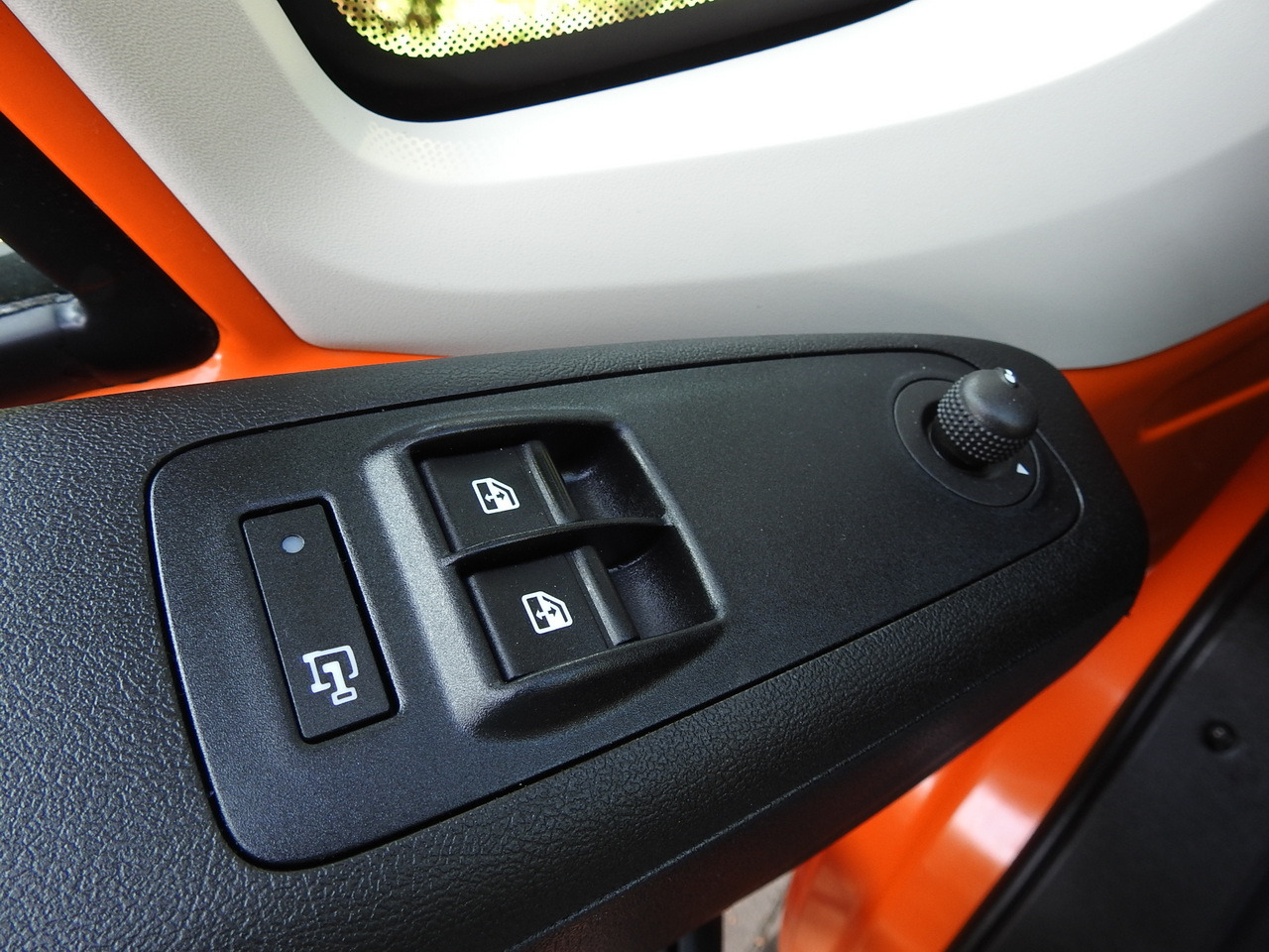 Furgón PEUGEOT BOXER BOX DELIVERY VAN 7 SEATS AIR CONDITIONING  120HP: foto 23 Furgón PEUGEOT BOXER BOX DELIVERY VAN 7 SEATS AIR CONDITIONING  120HP: foto 23