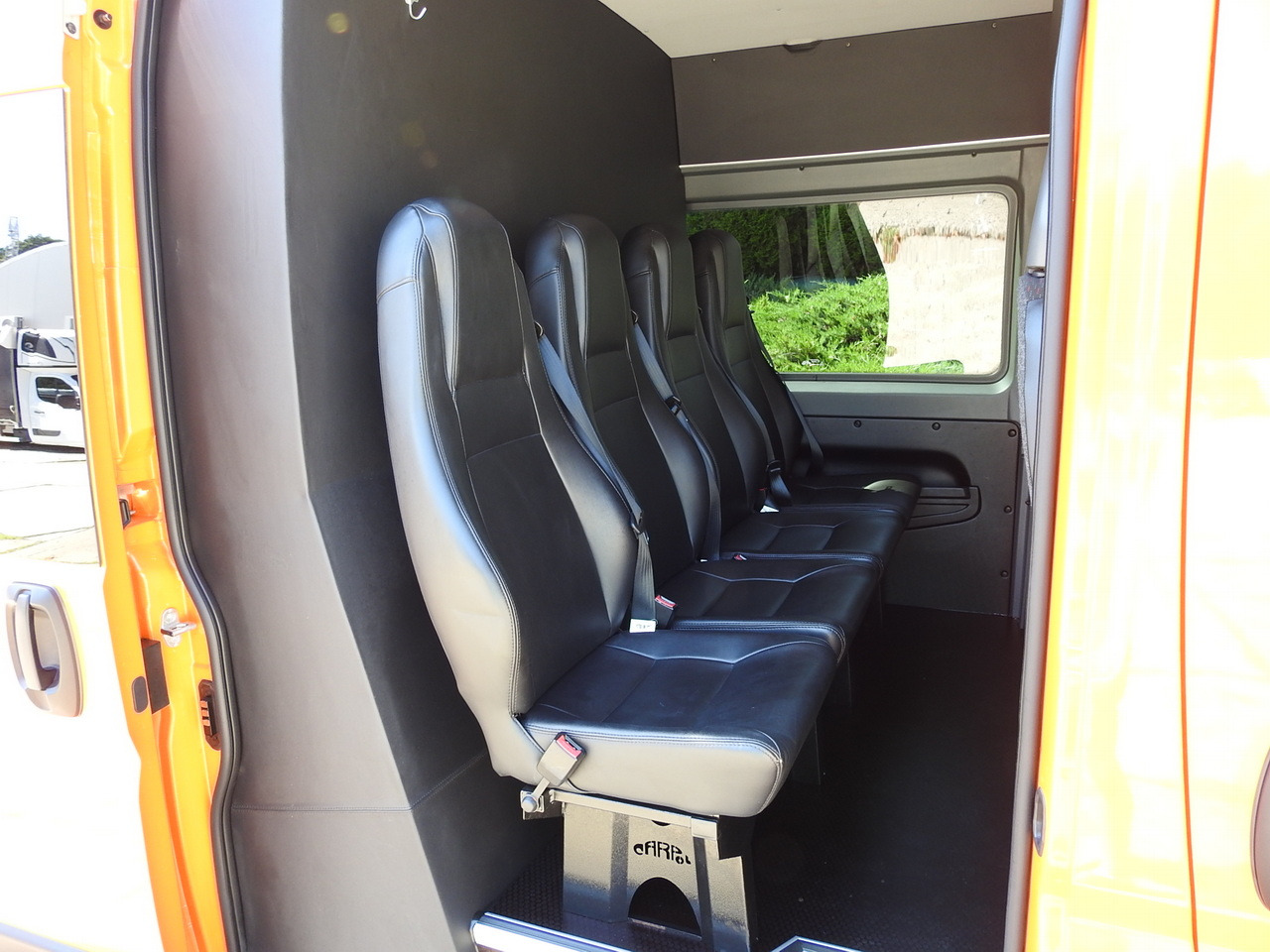 Furgón PEUGEOT BOXER BOX DELIVERY VAN 7 SEATS AIR CONDITIONING  120HP: foto 35 Furgón PEUGEOT BOXER BOX DELIVERY VAN 7 SEATS AIR CONDITIONING  120HP: foto 35