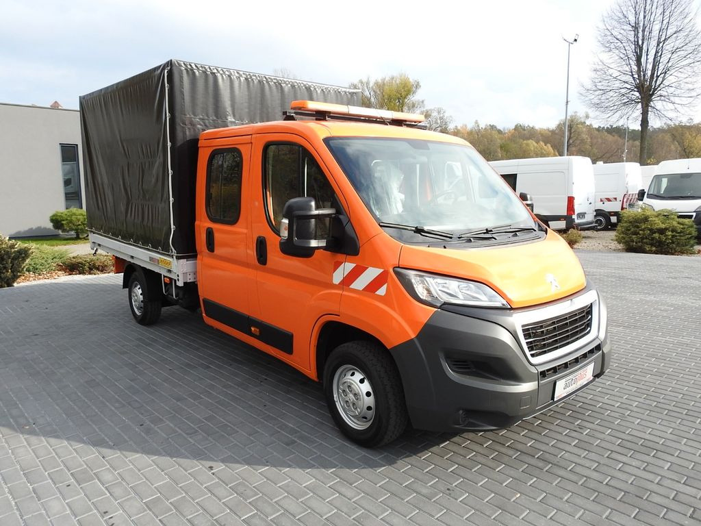 Peugeot BOXER PRITSCHE PLANE DOPPELKABINE DOKA 7 SITZE - Furgoneta con lona, Furgoneta combi: foto 4 Peugeot BOXER PRITSCHE PLANE DOPPELKABINE DOKA 7 SITZE - Furgoneta con lona, Furgoneta combi: foto 4