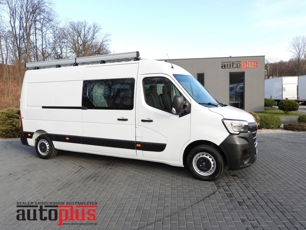 RENAULT MASTER BOX DELIVERY VAN 7 SEATS CRUISE CONTROL NAVIGATION LED LIGHTS AIR CONDITIONING 180HP - Furgón: foto 1 RENAULT MASTER BOX DELIVERY VAN 7 SEATS CRUISE CONTROL NAVIGATION LED LIGHTS AIR CONDITIONING 180HP - Furgón: foto 1
