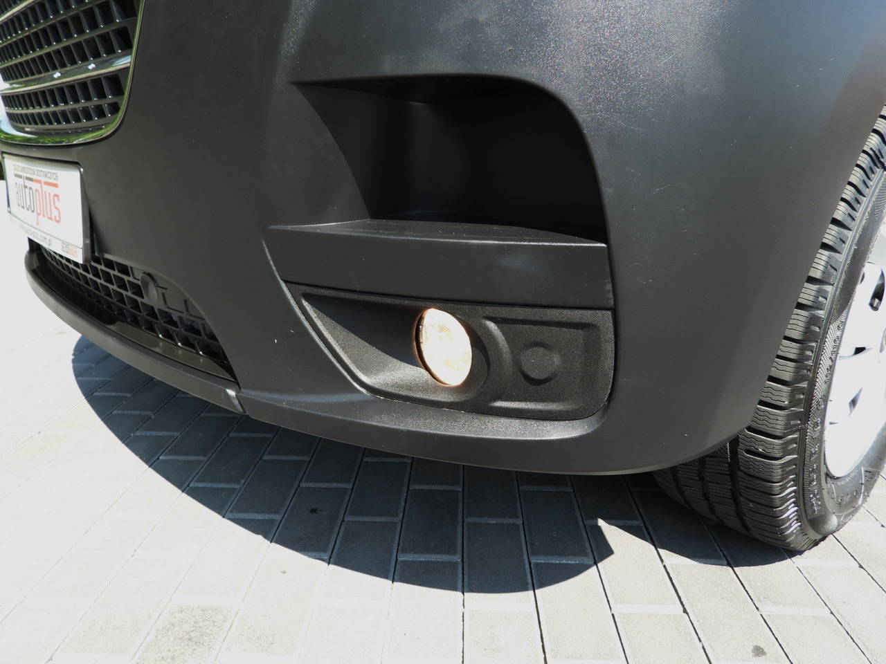 Furgoneta caja cerrada RENAULT MASTER  BOX LIFT 8 PALLETS CRUISE CONTROL LED LIGHTS AIR CONDITIONING  165HP: foto 21