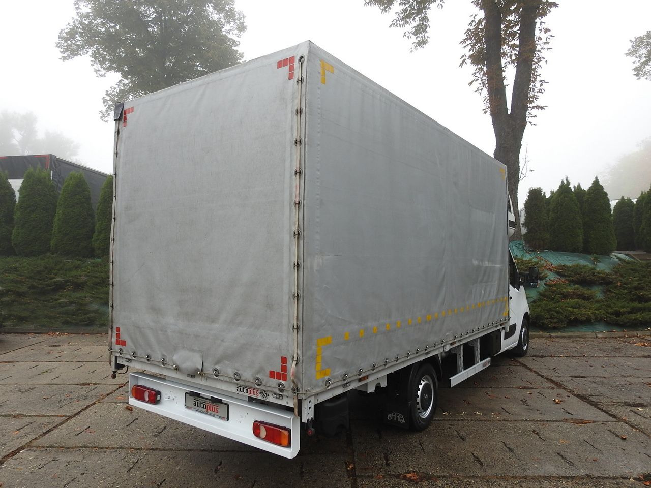 RENAULT MASTER - Furgoneta con lona: foto 3 RENAULT MASTER - Furgoneta con lona: foto 3