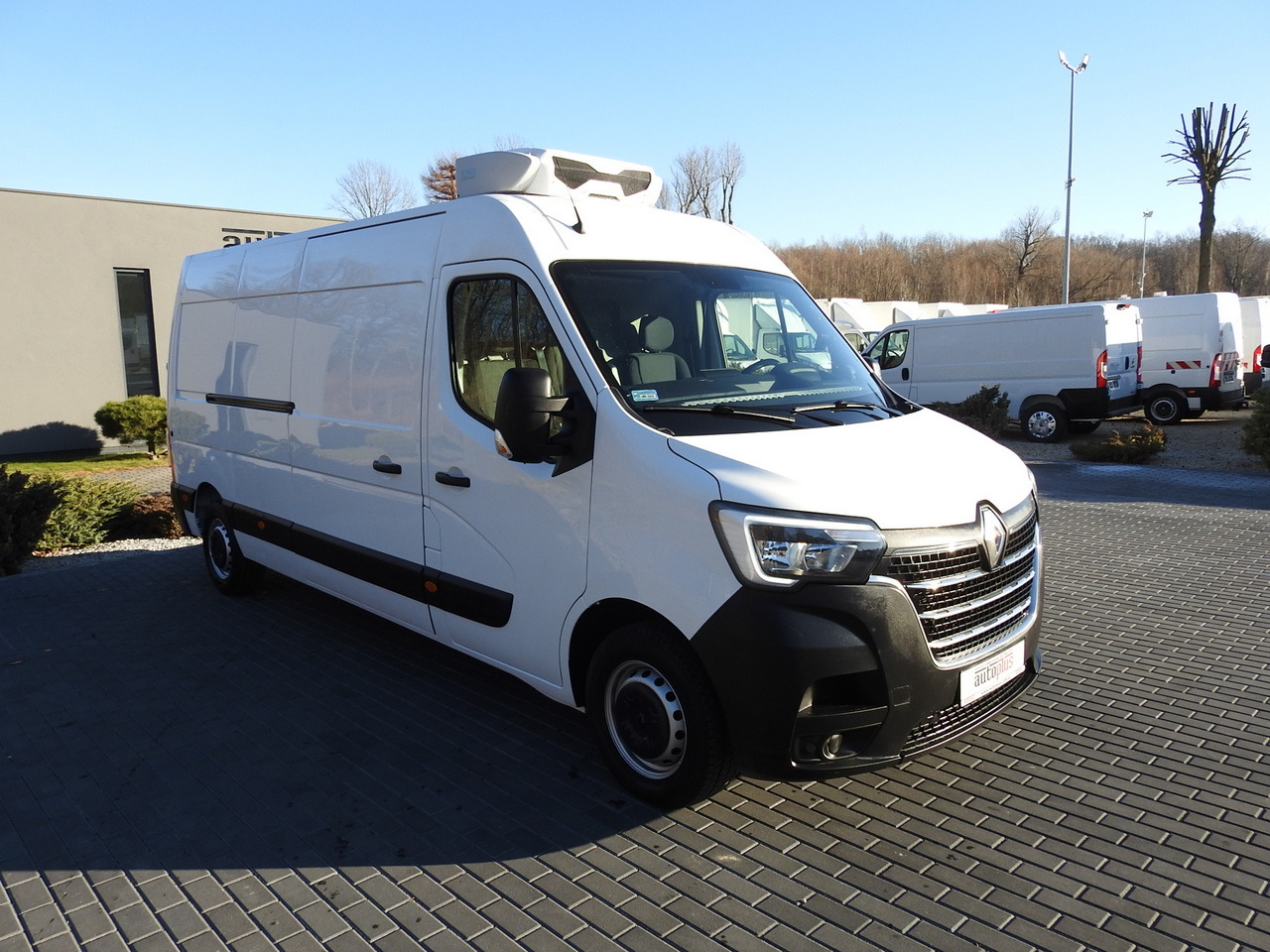 RENAULT MASTER REFRIGERATOR VAN -5*C HEATING FUNCTION POWER SUPPLY 230V AIR CONDITIONING LED LIGHTS 135HP - Furgoneta frigorifica: foto 4 RENAULT MASTER REFRIGERATOR VAN -5*C HEATING FUNCTION POWER SUPPLY 230V AIR CONDITIONING LED LIGHTS 135HP - Furgoneta frigorifica: foto 4