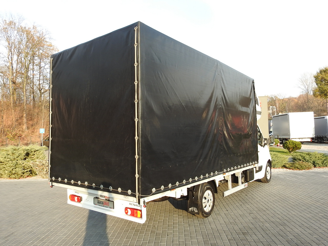 RENAULT MASTER TARPAULIN 10 PALLETS WEBASTO CRUISE CONTROL AIR CONDITIONING PNEUMATICS 170HP - Furgoneta con lona: foto 3 RENAULT MASTER TARPAULIN 10 PALLETS WEBASTO CRUISE CONTROL AIR CONDITIONING PNEUMATICS 170HP - Furgoneta con lona: foto 3
