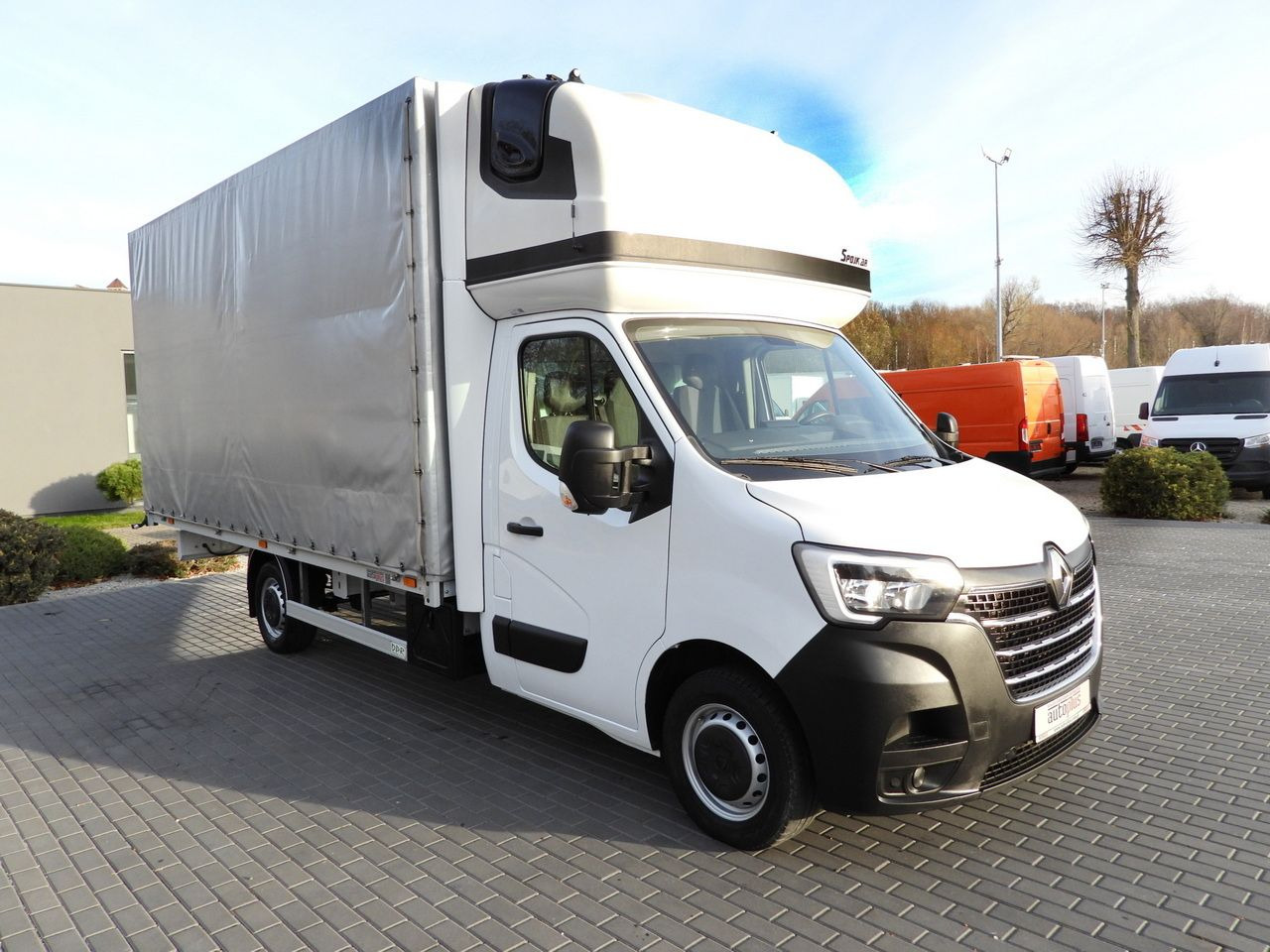 RENAULT MASTER TARPAULIN 10 PALLETS WEBASTO CRUISE CONTROL LED LIGHTS PNEUMATICS AIR CONDITIONING 165HP - Furgoneta con lona: foto 4 RENAULT MASTER TARPAULIN 10 PALLETS WEBASTO CRUISE CONTROL LED LIGHTS PNEUMATICS AIR CONDITIONING 165HP - Furgoneta con lona: foto 4