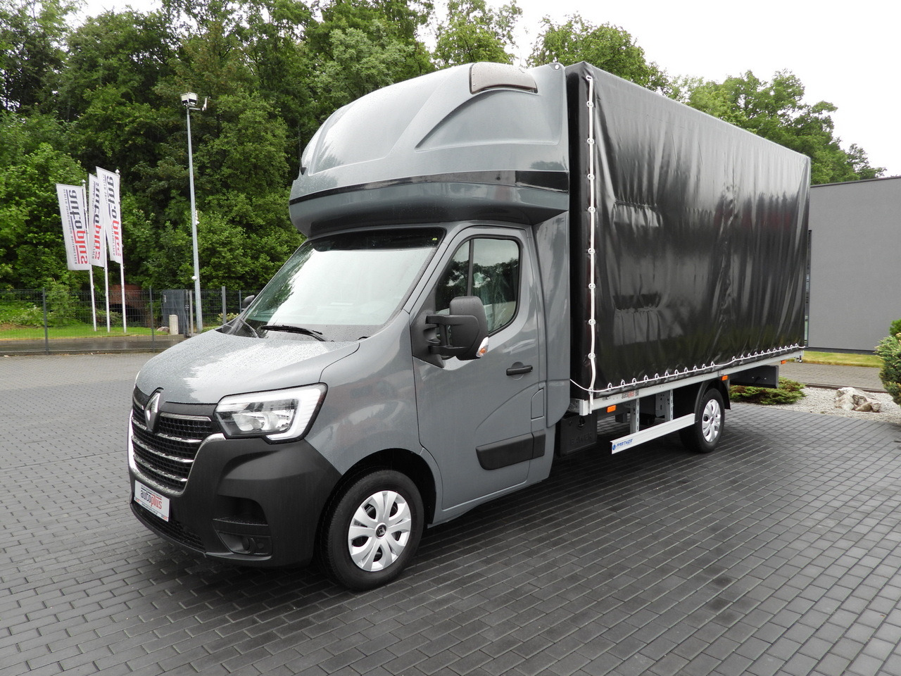 Furgoneta con lona RENAULT MASTER  TARPAULIN 10 PALLETS WEBASTO CRUISE CONTROL LED LIGHTS PNEUMATICS AIR CONDITIONING  165HP: foto 6