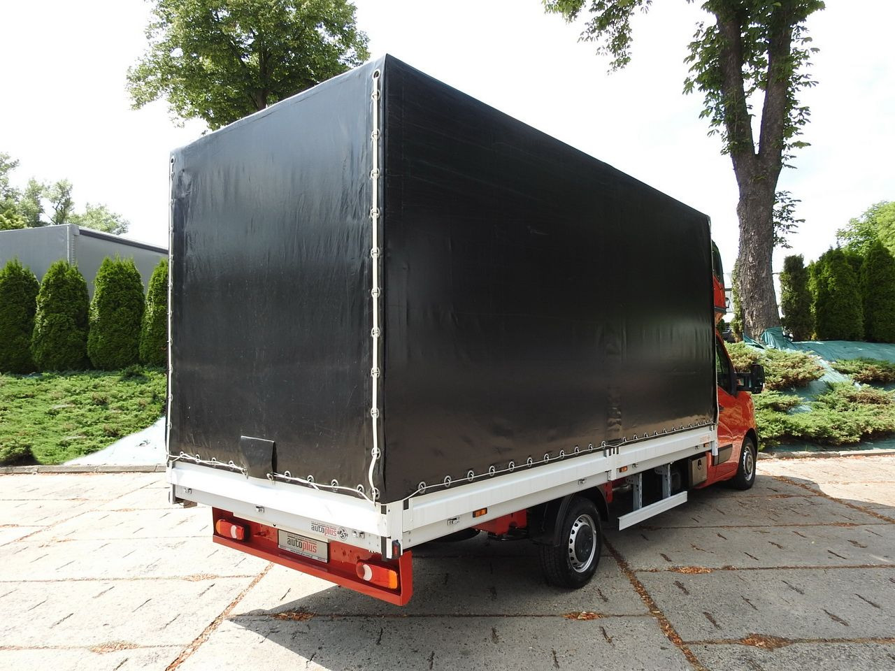 RENAULT MASTER TARPAULIN 10 PALLETS WEBASTO CRUISE CONTROL LED LIGHTS PNEUMATICS AIR CONDITIONING 165HP - Furgoneta con lona: foto 3 RENAULT MASTER TARPAULIN 10 PALLETS WEBASTO CRUISE CONTROL LED LIGHTS PNEUMATICS AIR CONDITIONING 165HP - Furgoneta con lona: foto 3
