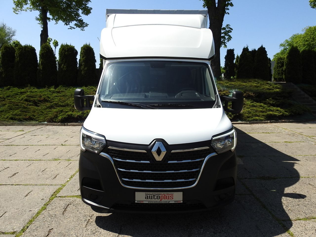 RENAULT MASTER TARPAULIN 8 PALLETS WEBASTO CRUISE CONTROL LED LIGHTS PNEUMATICS 165HP - Furgoneta con lona: foto 5 RENAULT MASTER TARPAULIN 8 PALLETS WEBASTO CRUISE CONTROL LED LIGHTS PNEUMATICS 165HP - Furgoneta con lona: foto 5