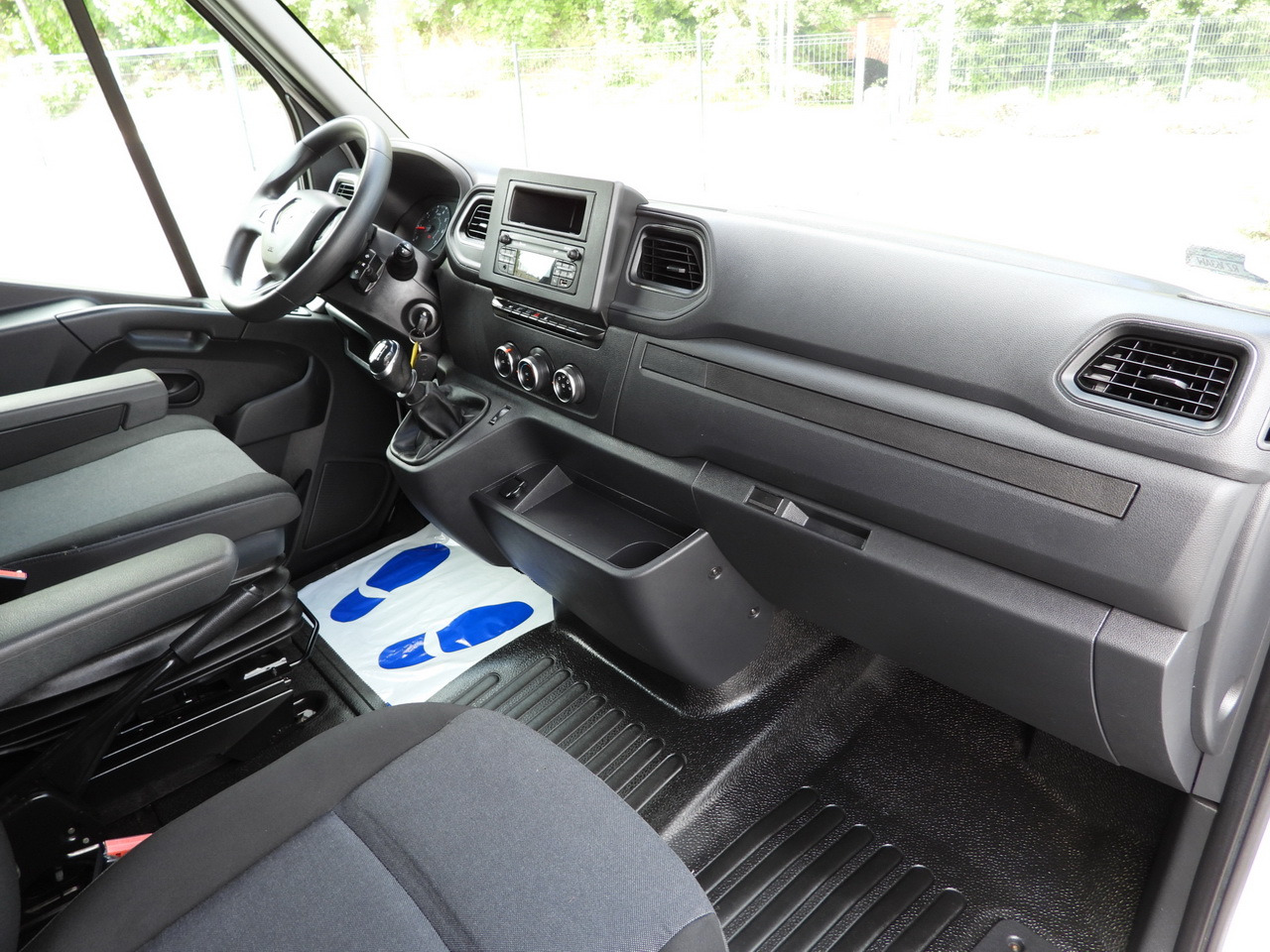 Furgoneta con lona RENAULT MASTER TARPAULIN 8 PALLETS WEBASTO CRUISE CONTROL LED LIGHTS PNEUMATICS AIR CONDITIONING  165HP: foto 37