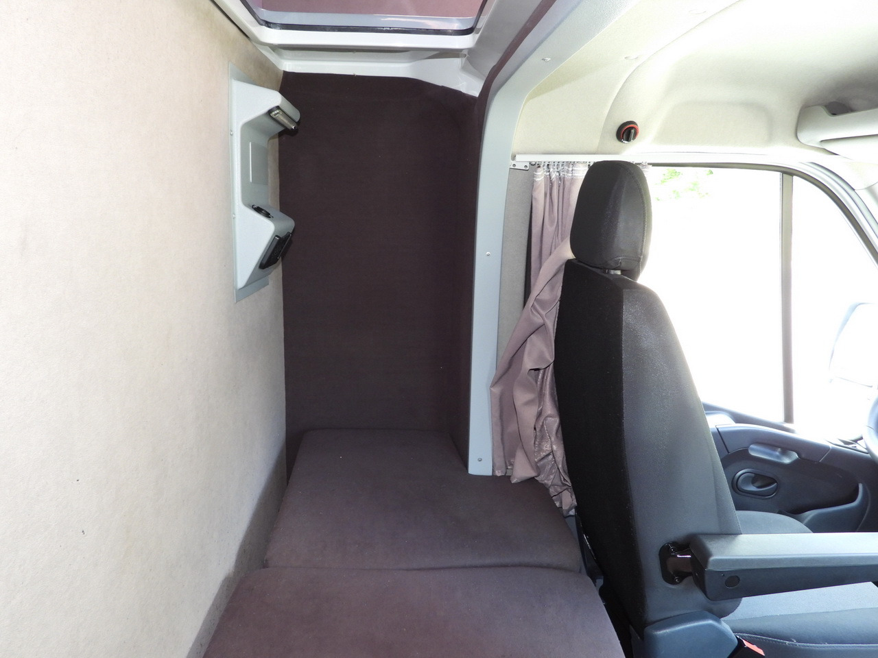 Furgoneta con lona RENAULT MASTER TARPAULIN 8 PALLETS WEBASTO CRUISE CONTROL LED LIGHTS PNEUMATICS AIR CONDITIONING  165HP: foto 40