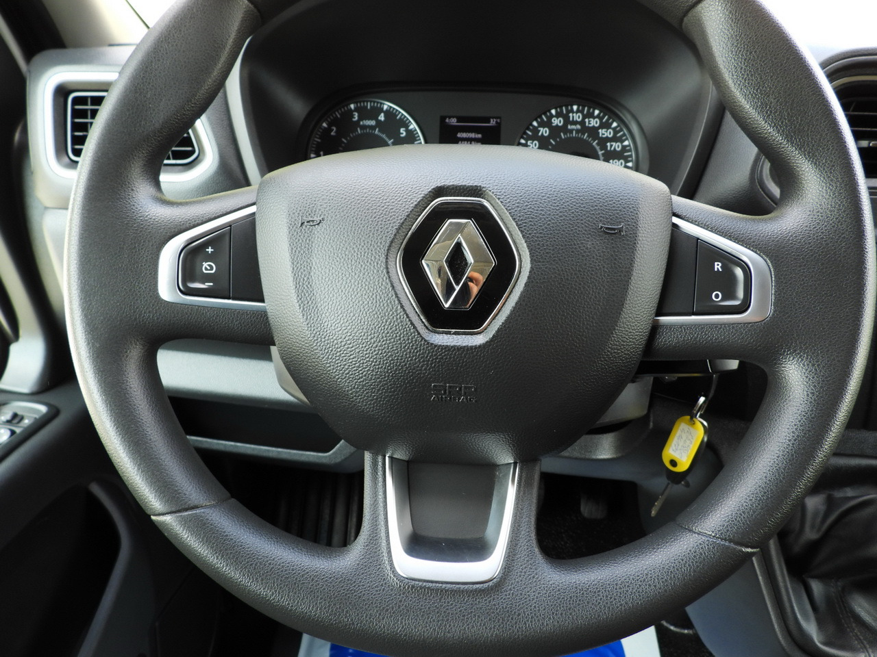 Furgoneta con lona RENAULT MASTER TARPAULIN 8 PALLETS WEBASTO CRUISE CONTROL LED LIGHTS PNEUMATICS AIR CONDITIONING  165HP: foto 32